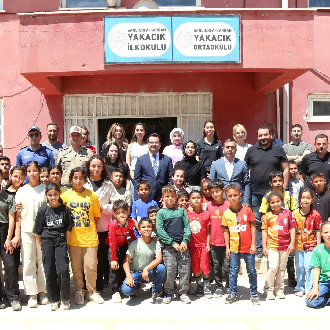 Kaymakamımız Harun Reşit HAN, okul ziyaretleri kapsamında Yakacık İlk/Ortaokulunu ziyaret etti.